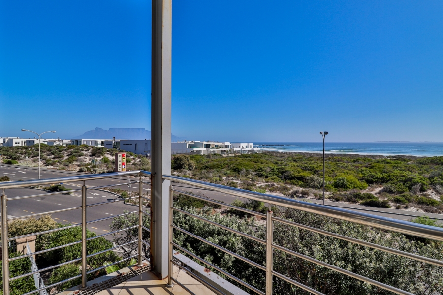 To Let 3 Bedroom Property for Rent in Big Bay Western Cape